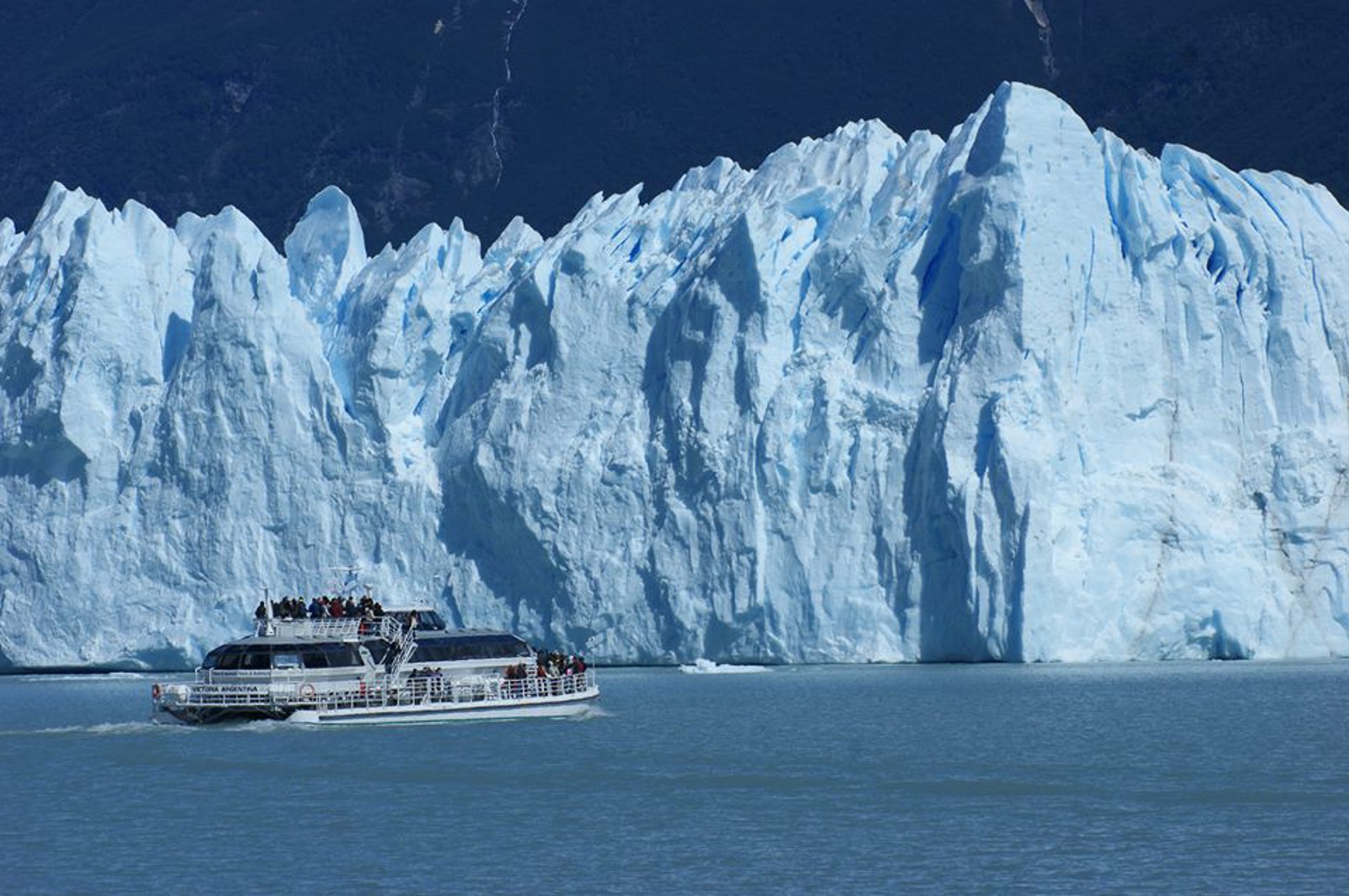Safari Náutico : una experiencia única en el Perito Moreno